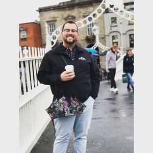 Meet your Posher, Curtis